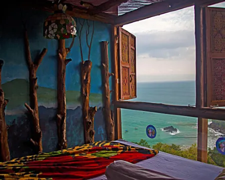 Karang Aji Beach Villa Hotels in Cisolok