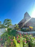 Three Queen Villa and Homestay - Beach