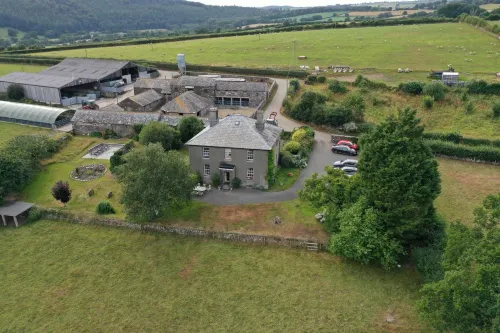Beera Farmhouse