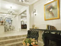 Excelsior Boutique Hotel Sinaia 佩列斯城堡（Peles Castle）附近的飯店