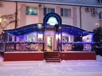 Domik U Prichala Hotel 鄰近浴場樓的酒店