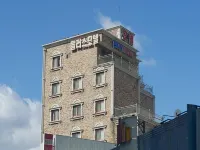 Plus Motel - vue sur la montagne