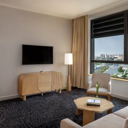 Yas Plaza Bay by IHG