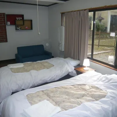 Youth Hostel Wanihama-Beach Side Lake Biwa Hotel dekat Stasiun Katata