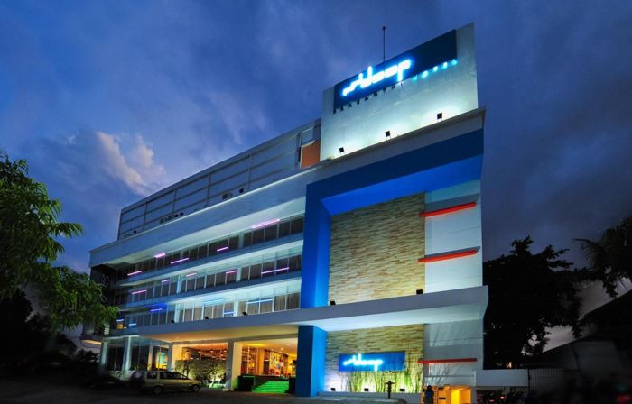 Idoop Hotel by Prasanthi