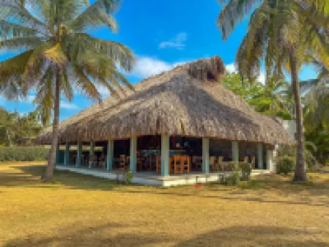 Huku Beach Hostel