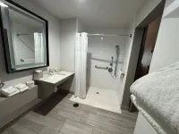 Surface Boutique Hotel Will Rogers AIrport, Restaurant & Bar