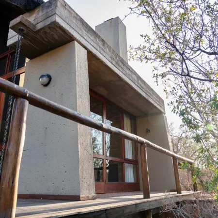 The Riverine Lodge