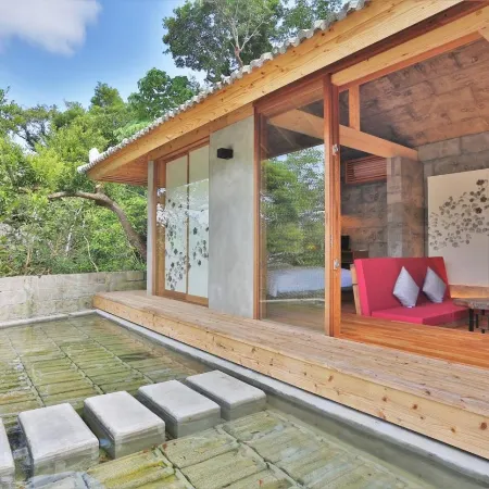 KAWASEMINOSU(MUKAKA VILLA)