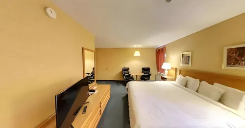 Kings Inn Near the Falls - Bãi đậu xe