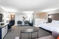 Crowne Plaza Moncton Downtown Các khách sạn gần Magnetic Hill Zoo