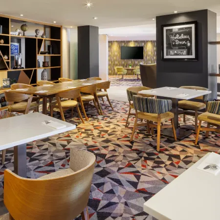 Holiday Inn READING-SOUTH M4, JCT.11 by IHG Отели в г. Рединг