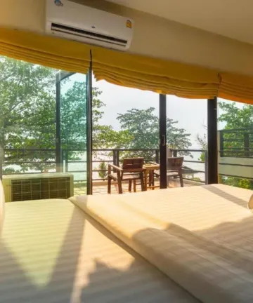 ห้องมาตรฐานริมชายหาดชั้นที่สอง