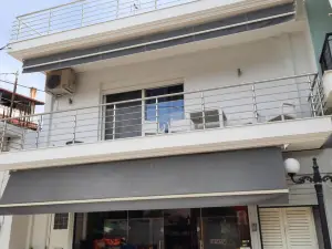 Mary's Luxury Apartment Nemea