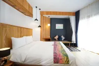 Passion Resort Kiriwong Hotels in Lan Saka