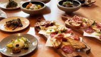 The Stroud Hotel - breakfast