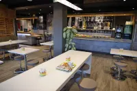 博萊訥宜必思快捷酒店 - 早餐