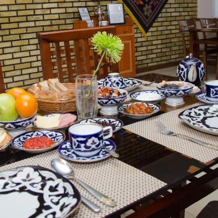 Jipek Joli Inn