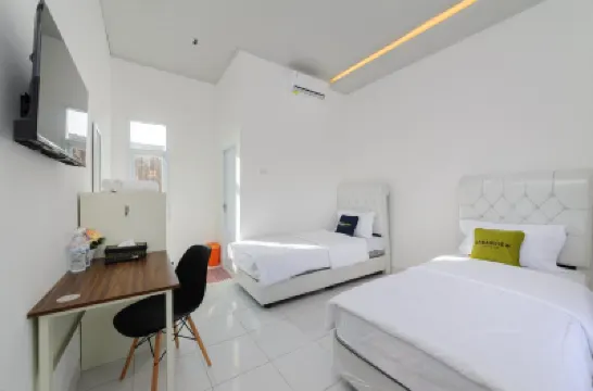 Urbanview Hotel Betego Syariah Enggal by RedDoorz  호텔