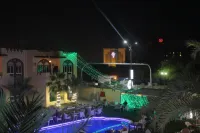 Corniche Palace Hotel - 2-Star
