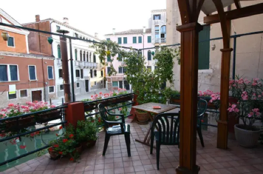 Hotel Dalla Mora