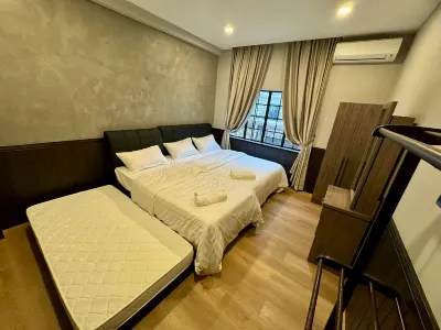 Concrete Jungle Cabin Hotels in 