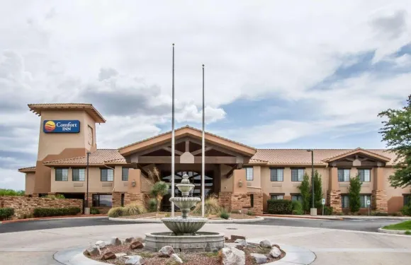 本森卡切內巖洞舒適酒店