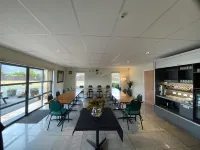 Saxton Lodge Motel - Frühstück