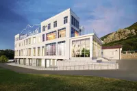 Orlinyie Skalyi Hotels in Predgorny District