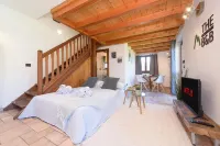 "The Mountain B&B" - Ski, Mtb & Beautiful View - Private Parking 셍피에르 호텔