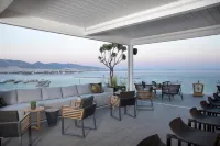 The Alex Monte Kastella, Santikos Collection