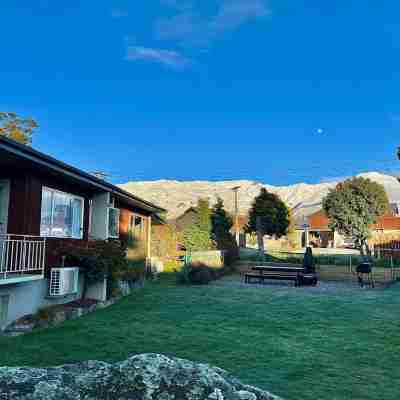 마누카 크레센트 모텔 Hotel Exterior