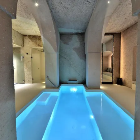 Simurg Cave House