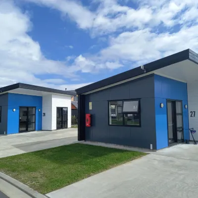 Hokitika's Kiwi Holiday Park and Motels Hotels near Hokitika Museum