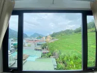 Van Anh Hotel - Restaurant - con vistas a la montaña