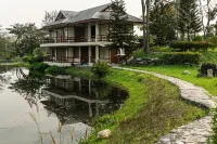Suanphung Bonsai Village - parking