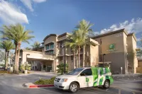 Holiday Inn & Suites Scottsdale North - Airpark Hotel a Scottsdale