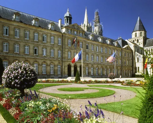 Ibis Budget Caen Centre Gare โรงแรมในก็อง