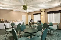 Days Inn by Wyndham Ste. Helene-De-Bagot Hotels in Saint-Liboire