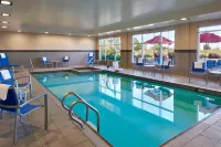 TownePlace Suites Thunder Bay - Pools