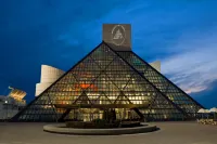 The Westin Cleveland Downtown Hotel a 