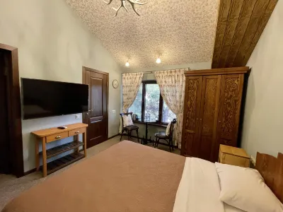 Saloon Western (Салун Вестерн)