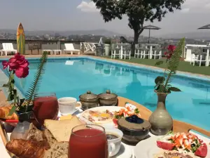 Pili Pili Boutique Hotel