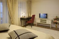 Dom Sivre Butik-Hotel - خدمة نقل من وإلى المطار