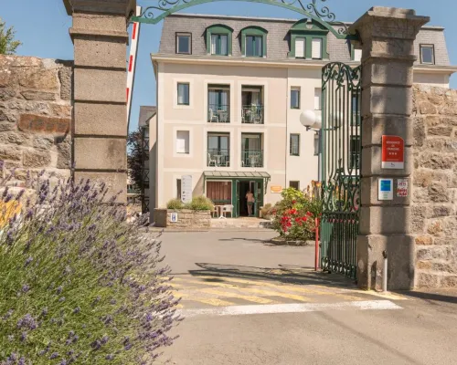 Résidence Pierre & Vacances Ty Mat Hotels near Seifel