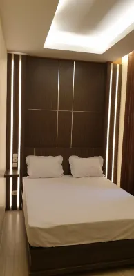 Airport Hotel
