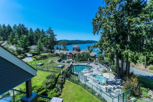 Poets Cove Resort & Spa - Strand