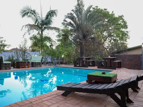 Casa Palmeira - parkir
