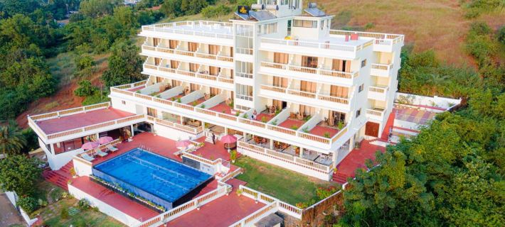 Sparv Aulakhs Resort Hotels in Mandrem
