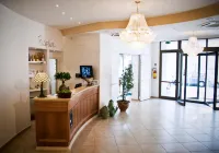Sovrana Hotel & Spa